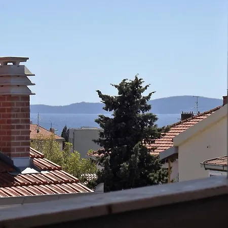 View Juliet Split